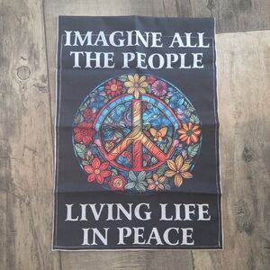 Nwt. Peace Smal Garden Flag